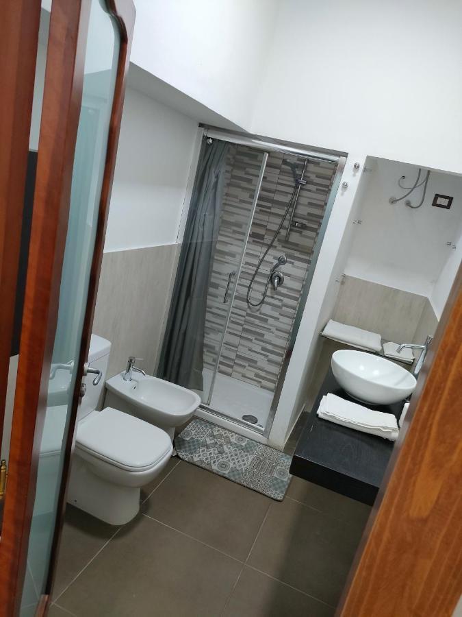 Arco Del Vescovo 1 Hotel Acireale Bagian luar foto